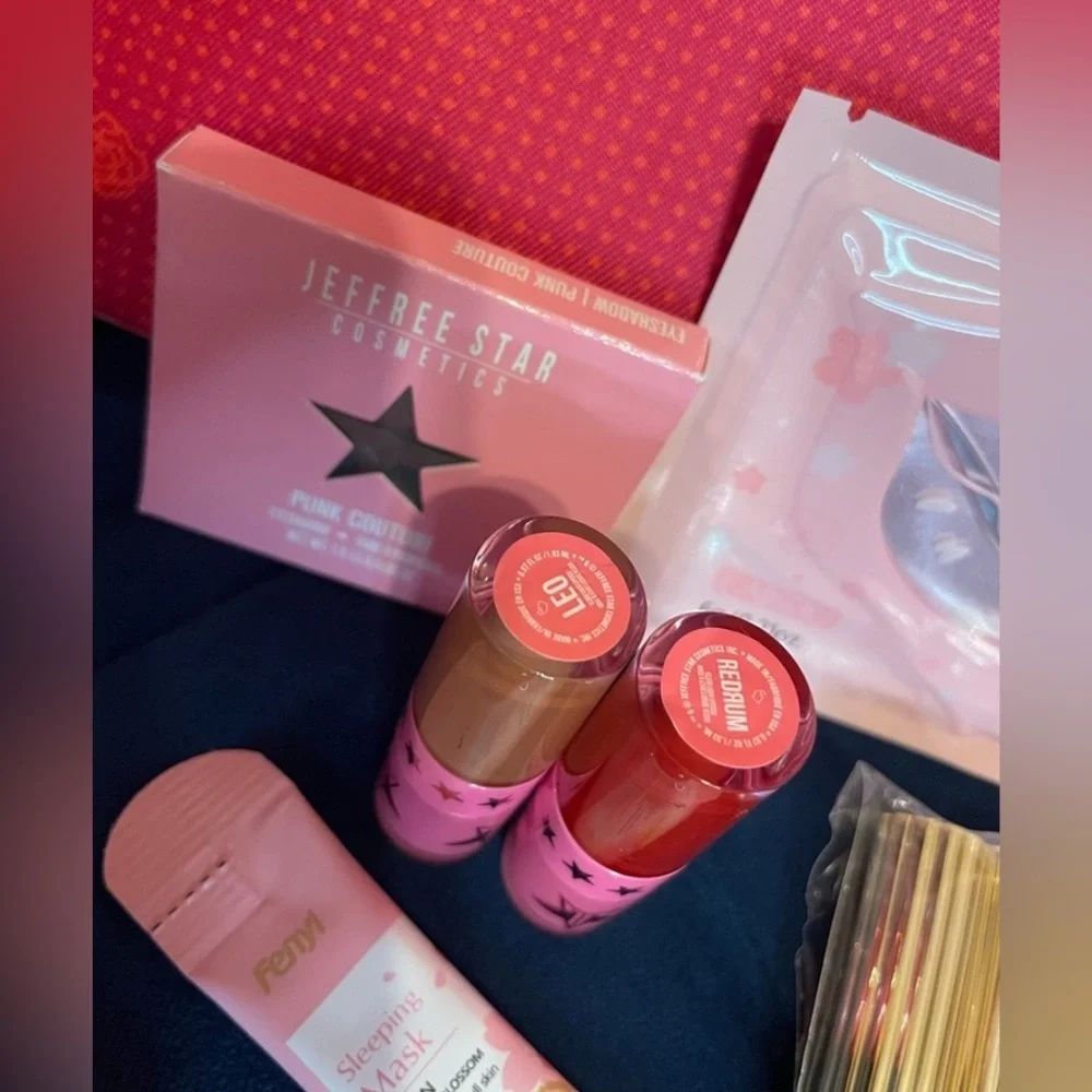 Make-up Bundle with NWOT Lancôme Pouch. All new items.